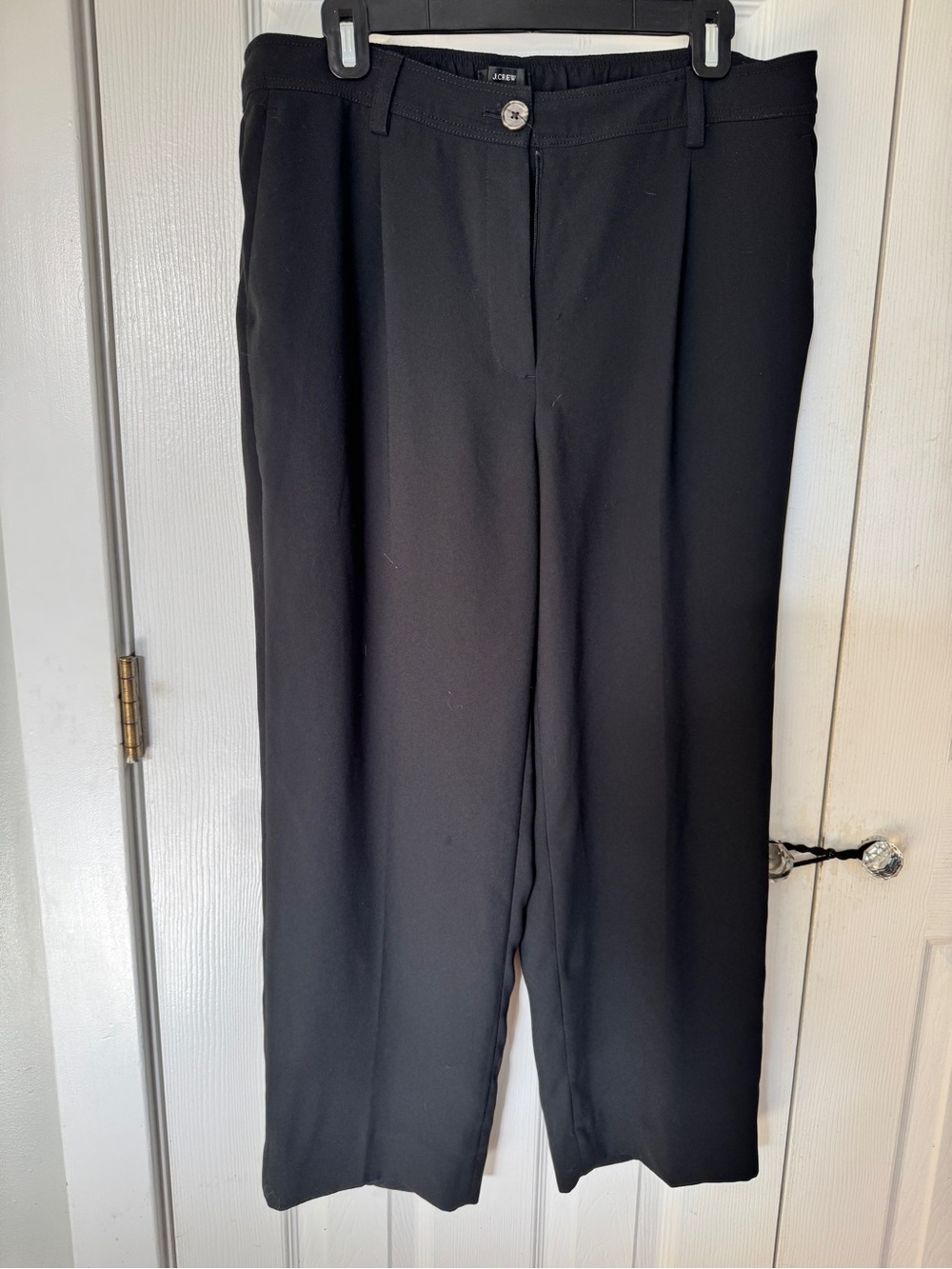 J Crew women’s tailored easy pants 365 crepe size 14. Black